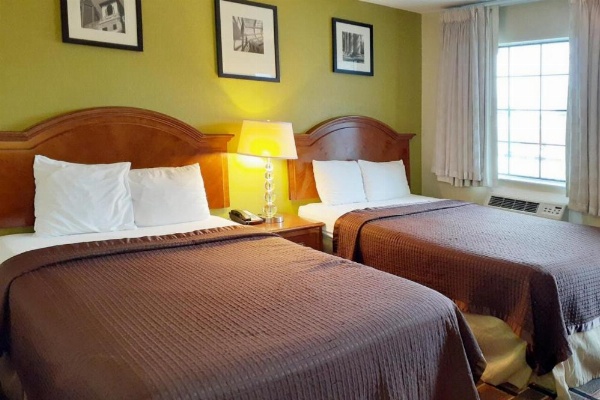 Savannah Garden Hotel image 20